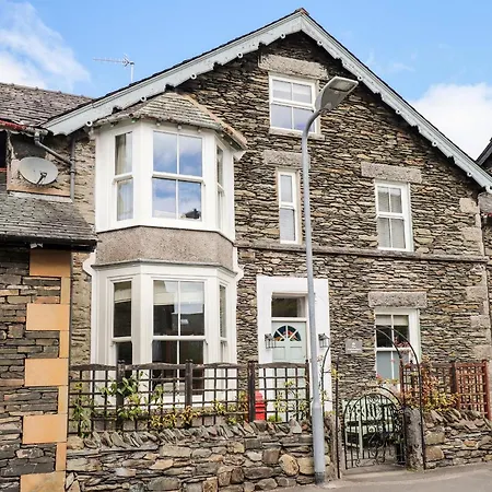 Vakantiehuis The Postmasters House *